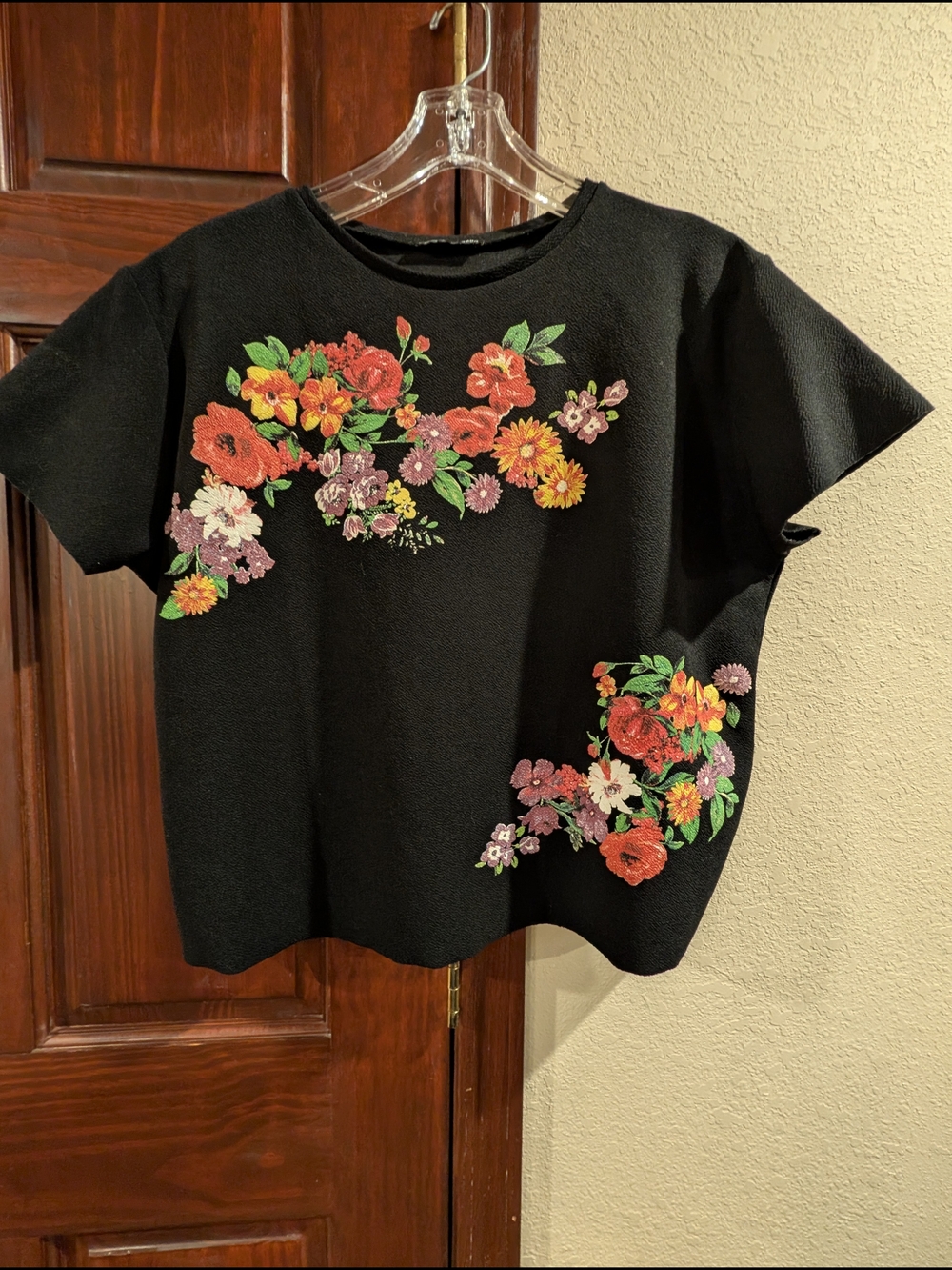 Zara Black Floral Print Short Sleeve Top